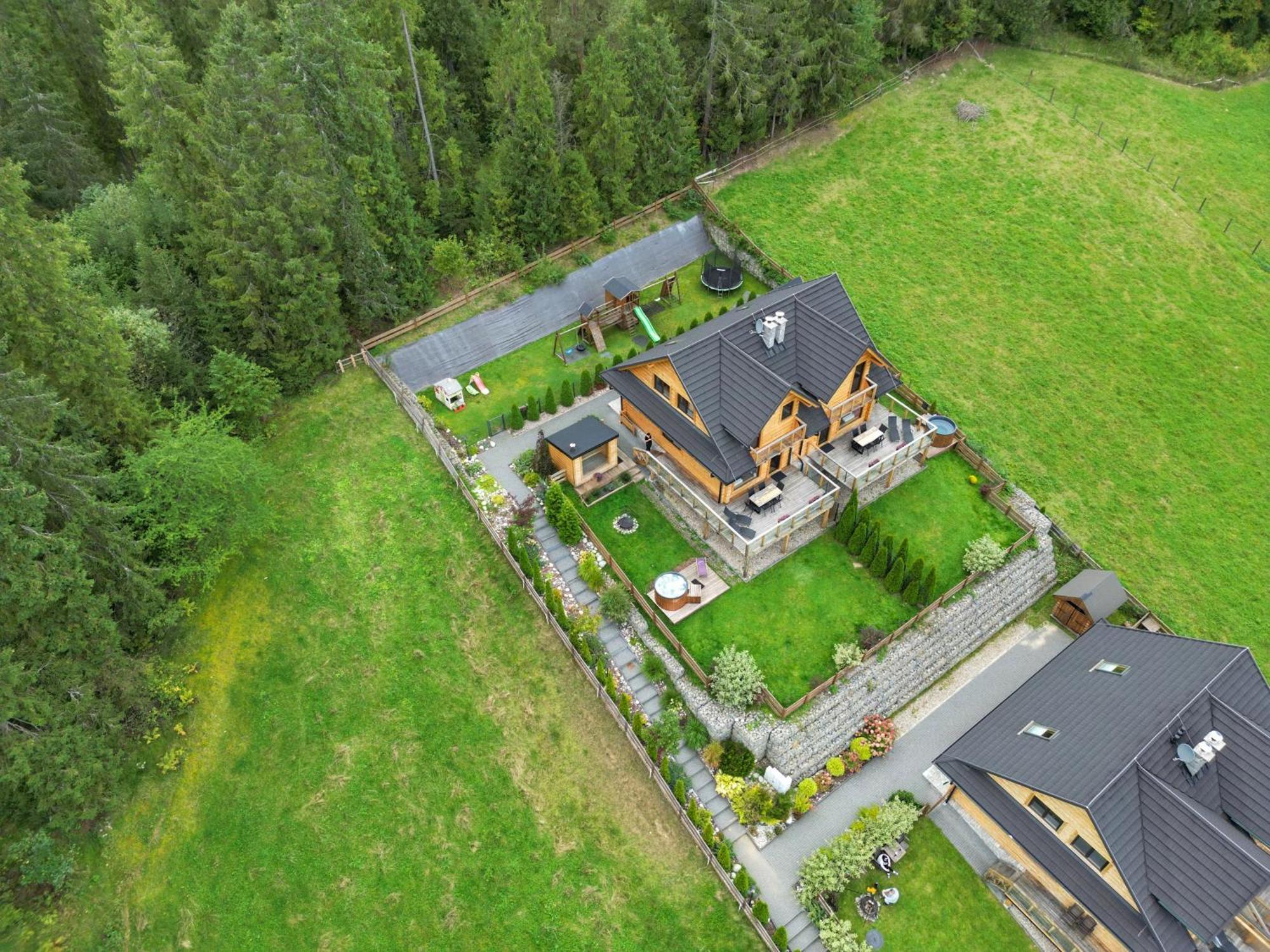 Lk Resort Lapsze Domy Z Prywatna Balia I Sauna Lapsze Nizne Exterior photo